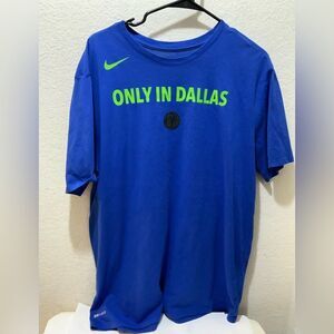 Dallas Mavericks T-Shirt men’s XL Only in Dallas
